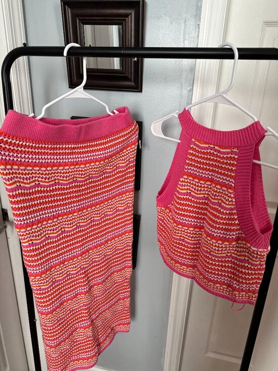 Haute Hippie Dresses & Skirts - Haute Hippie 2-piece knit set: top and skirt